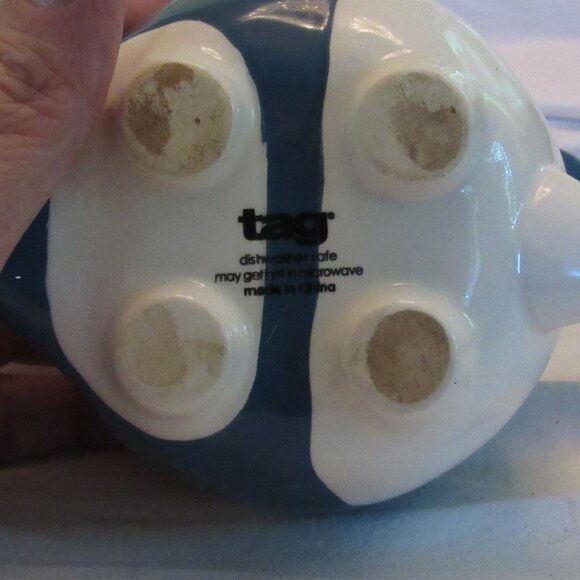 Tag Dinosaur Blue and White "Party Animal" Ceramic Mug 12 oz. - Picture 9 of 10